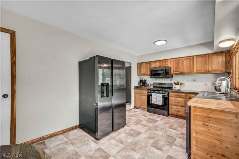 4717 Shriver Road North Canton OH 44720
