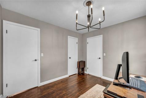 4717 Shriver Road North Canton OH 44720