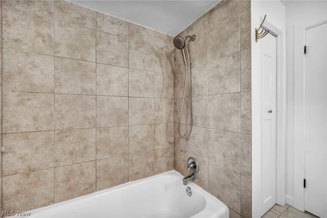 4717 Shriver Road North Canton OH 44720