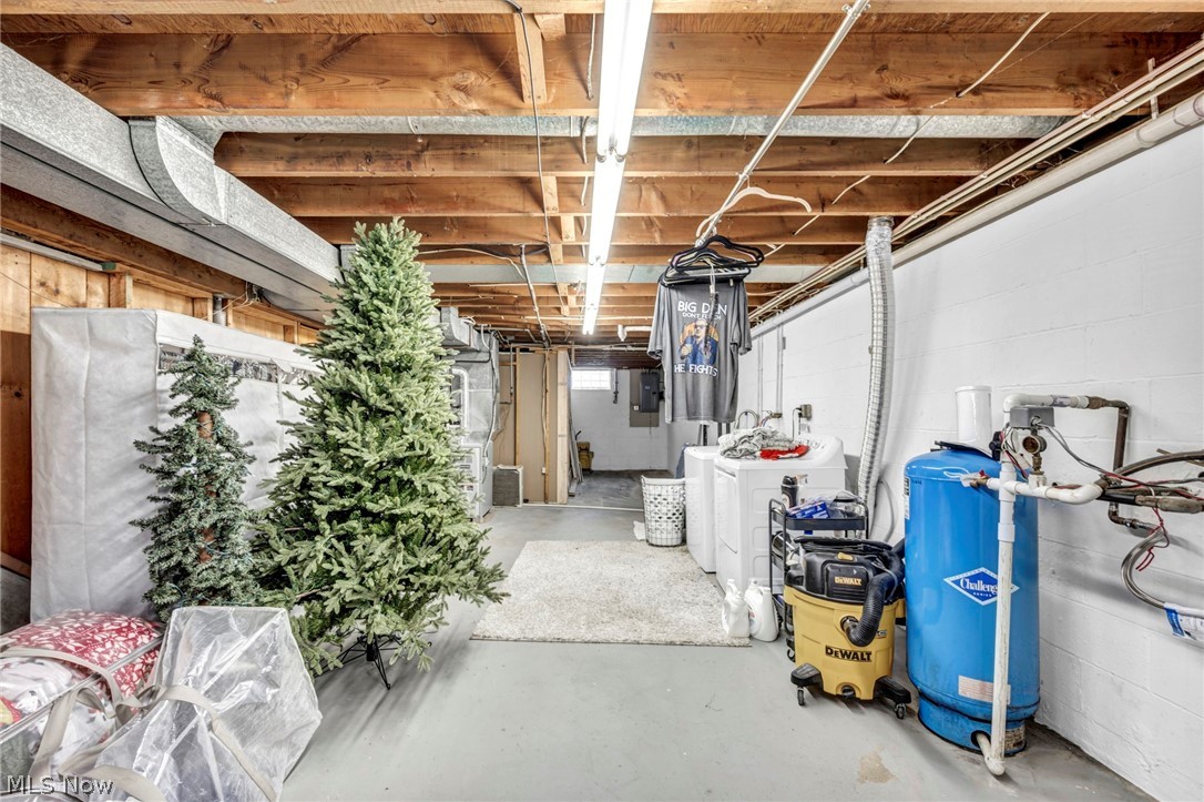 4717 Shriver Road North Canton OH 44720
