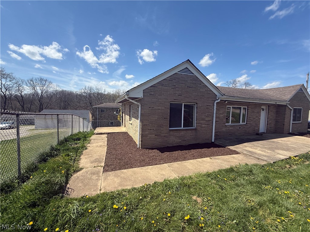 168 Talbott Drive Wintersville OH 43953