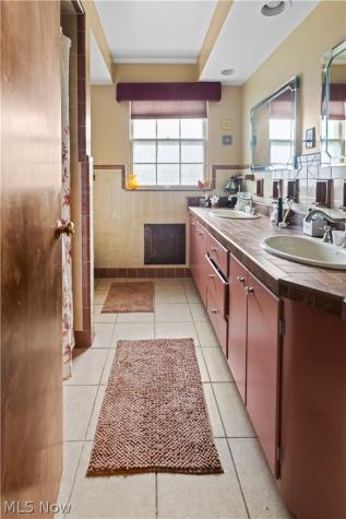 1107 Jacksonplace Place Steubenville OH 43952
