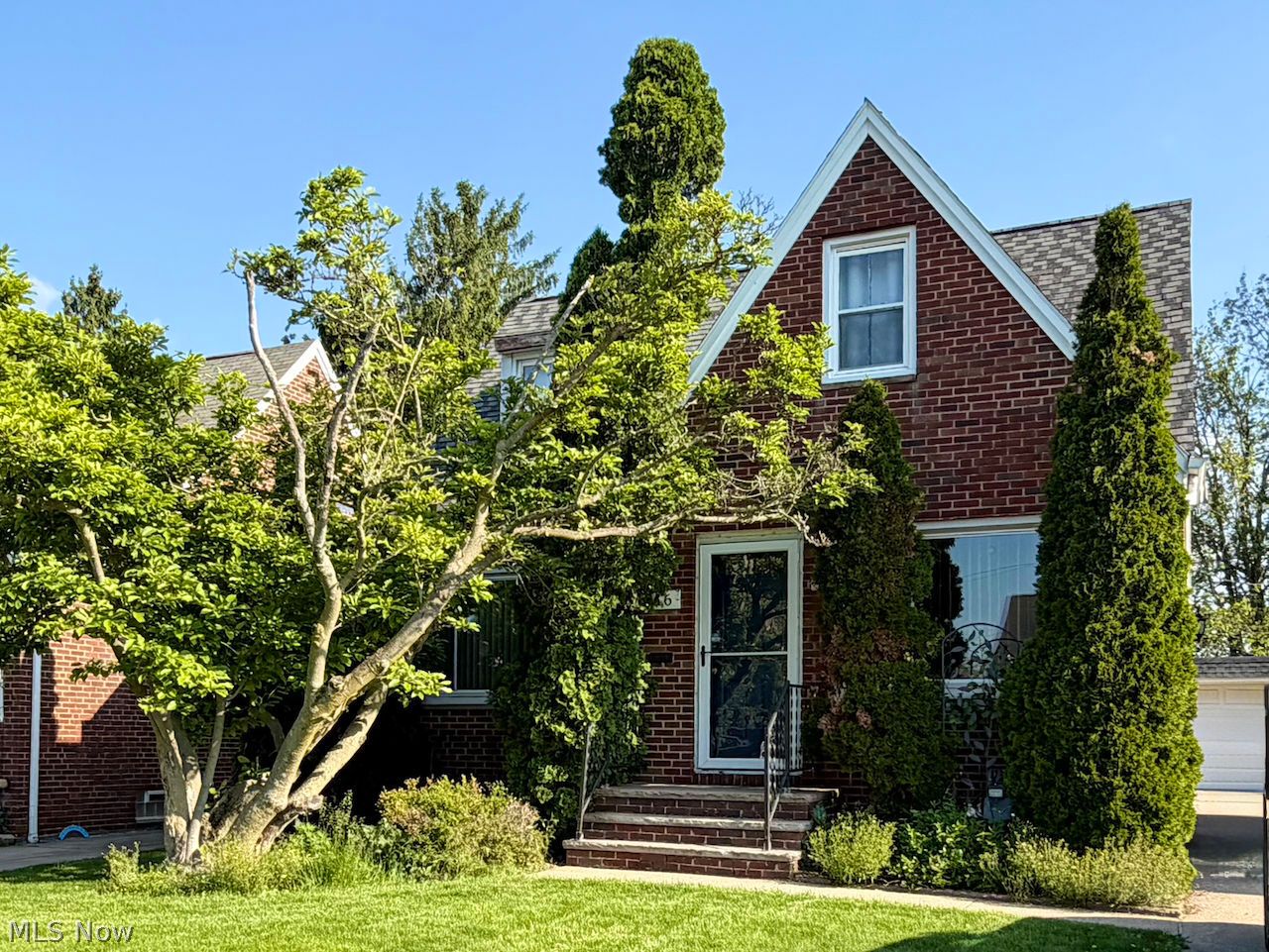 8316 Southington Drive Parma OH 44129