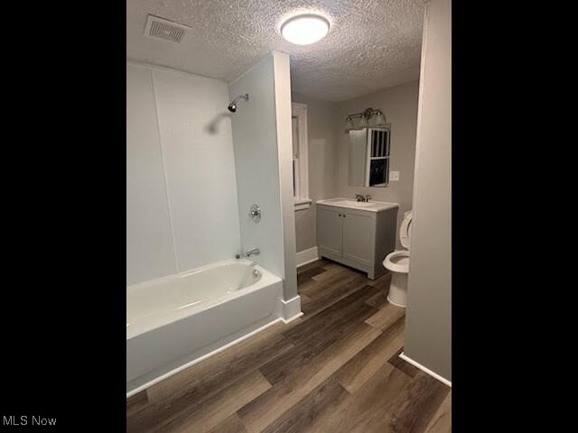 1438 Newton Street Akron OH 44305