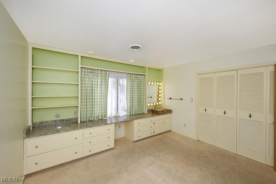 745 Canyon Trail Akron OH 44303