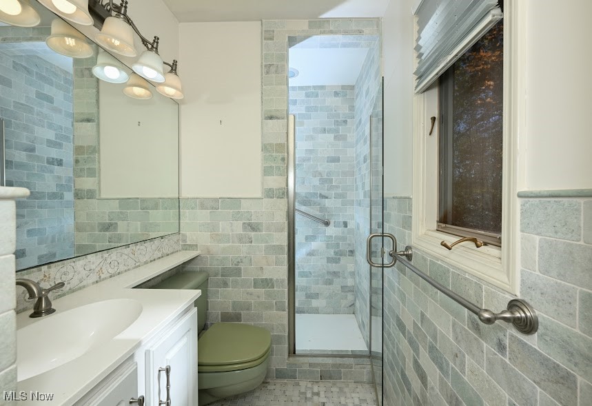 745 Canyon Trail Akron OH 44303