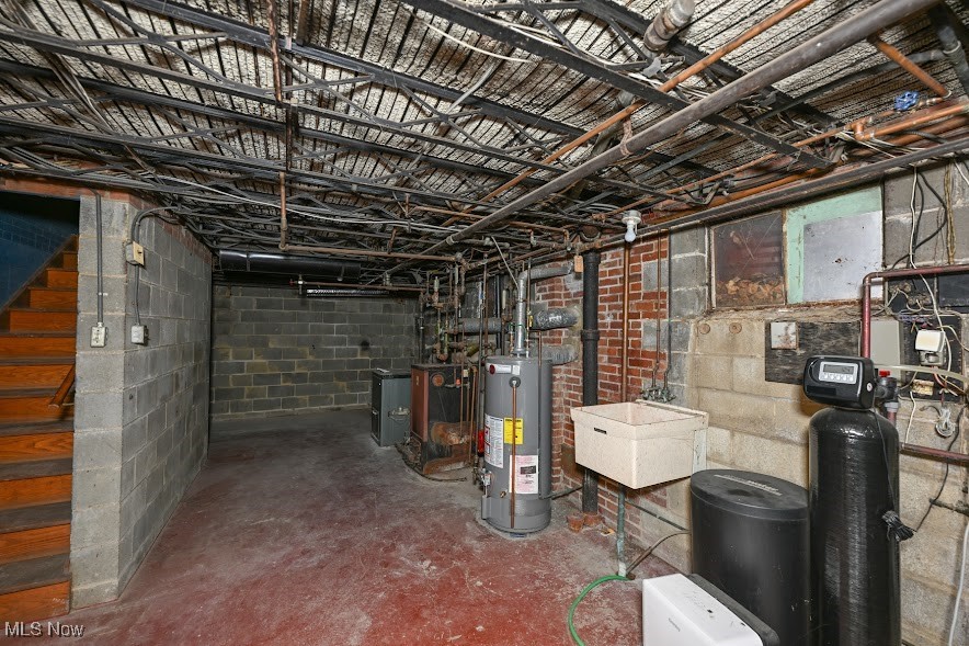 745 Canyon Trail Akron OH 44303