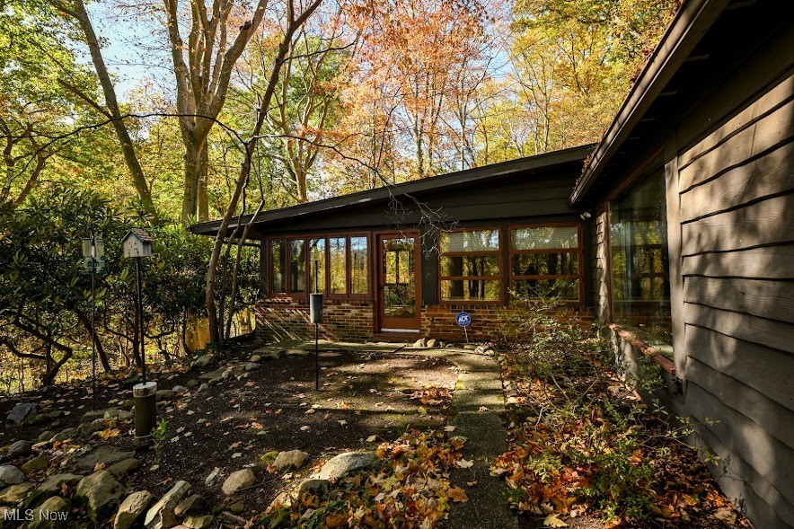 745 Canyon Trail Akron OH 44303