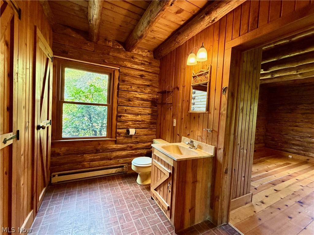 13665 Clover Lake Drive Chardon OH 44024