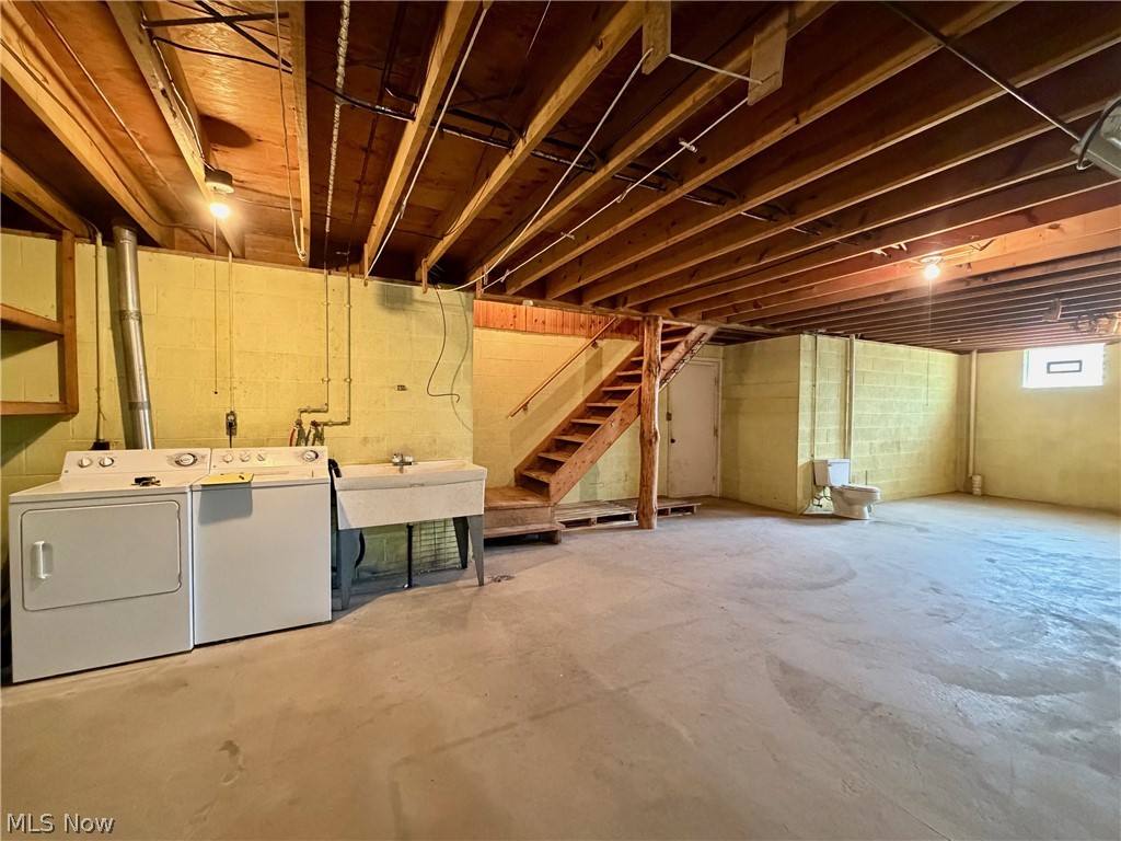 13665 Clover Lake Drive Chardon OH 44024