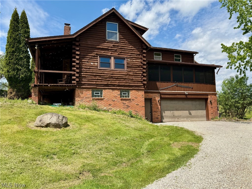 13665 Clover Lake Drive Chardon OH 44024