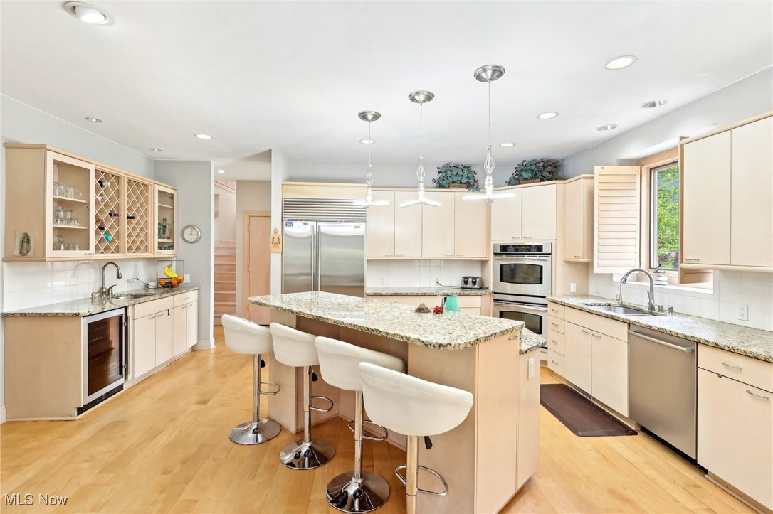 339 Aberdeen Lane Aurora OH 44202