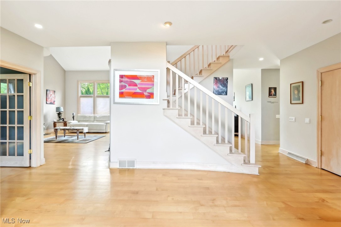 339 Aberdeen Lane Aurora OH 44202