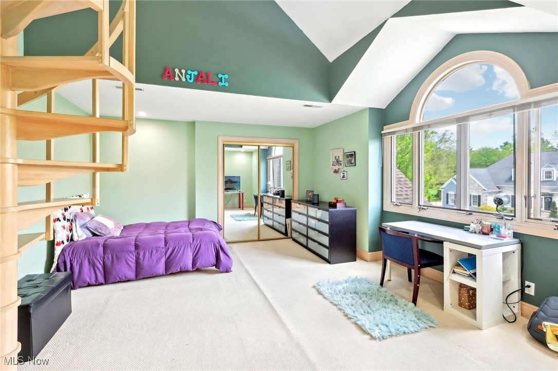 339 Aberdeen Lane Aurora OH 44202