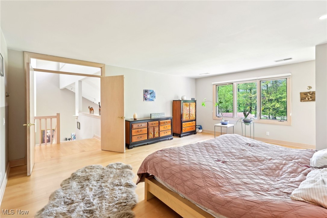 339 Aberdeen Lane Aurora OH 44202