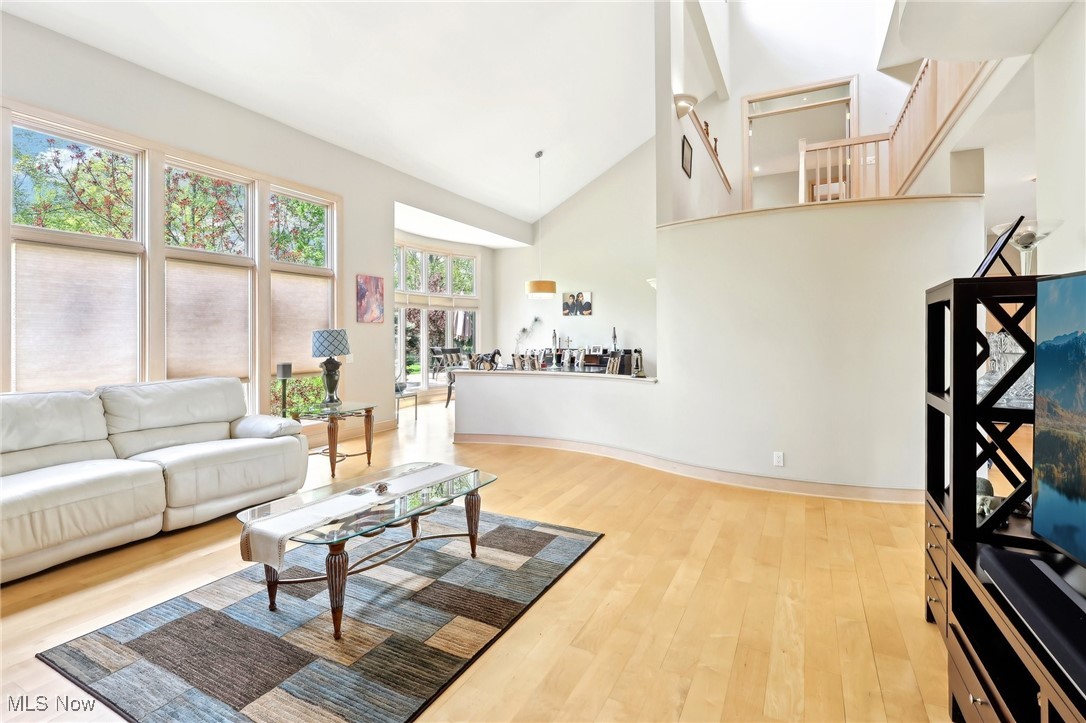 339 Aberdeen Lane Aurora OH 44202