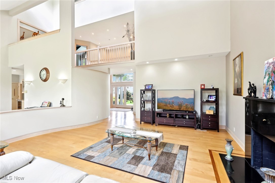 339 Aberdeen Lane Aurora OH 44202