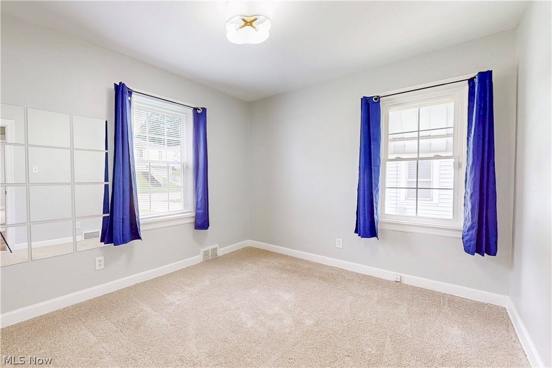 2717 Cleveland Avenue Steubenville OH 43952
