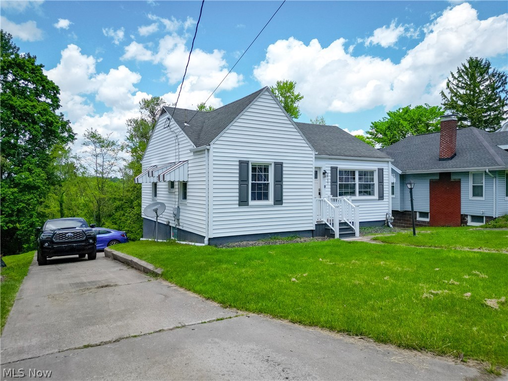 2717 Cleveland Avenue Steubenville OH 43952