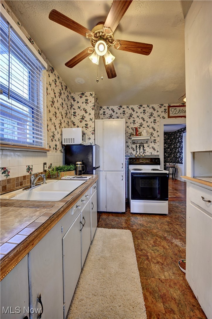 534 E Maple Street North Canton OH 44720