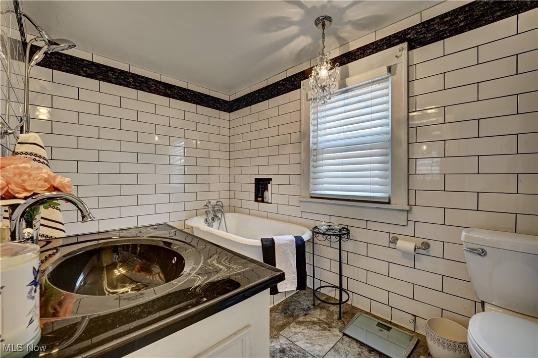 534 E Maple Street North Canton OH 44720