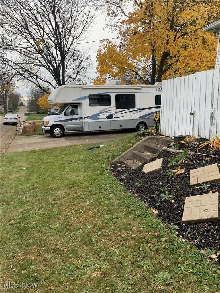 534 E Maple Street North Canton OH 44720