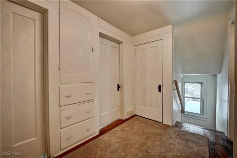 534 E Maple Street North Canton OH 44720