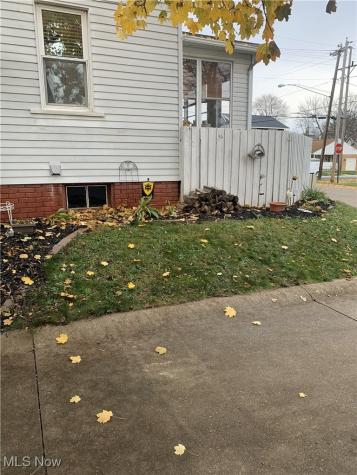 534 E Maple Street North Canton OH 44720