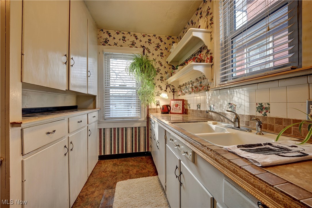 534 E Maple Street North Canton OH 44720
