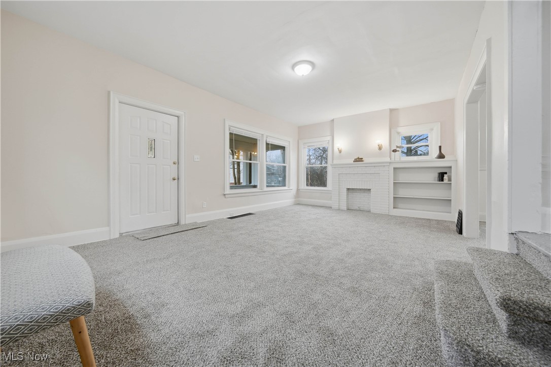225 Cranz Place Akron OH 44310