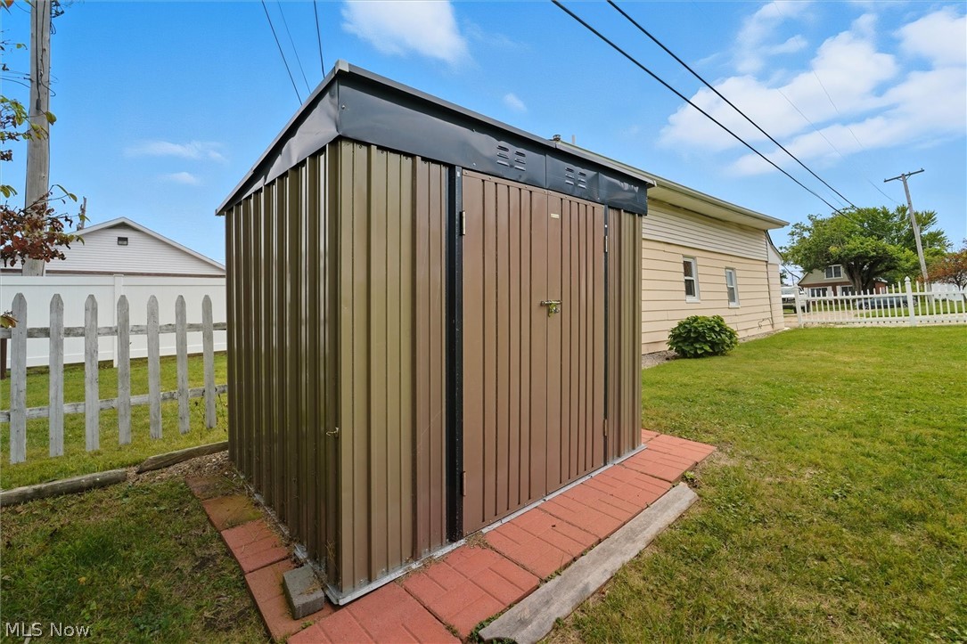 1811 E 30th Street Ashtabula OH 44004