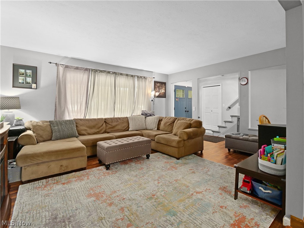 30901 North Court North Olmsted OH 44070