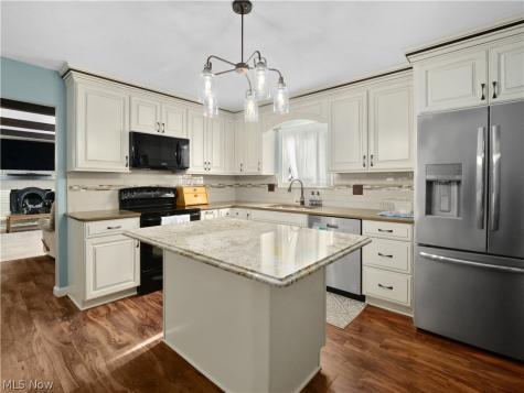 30901 North Court North Olmsted OH 44070