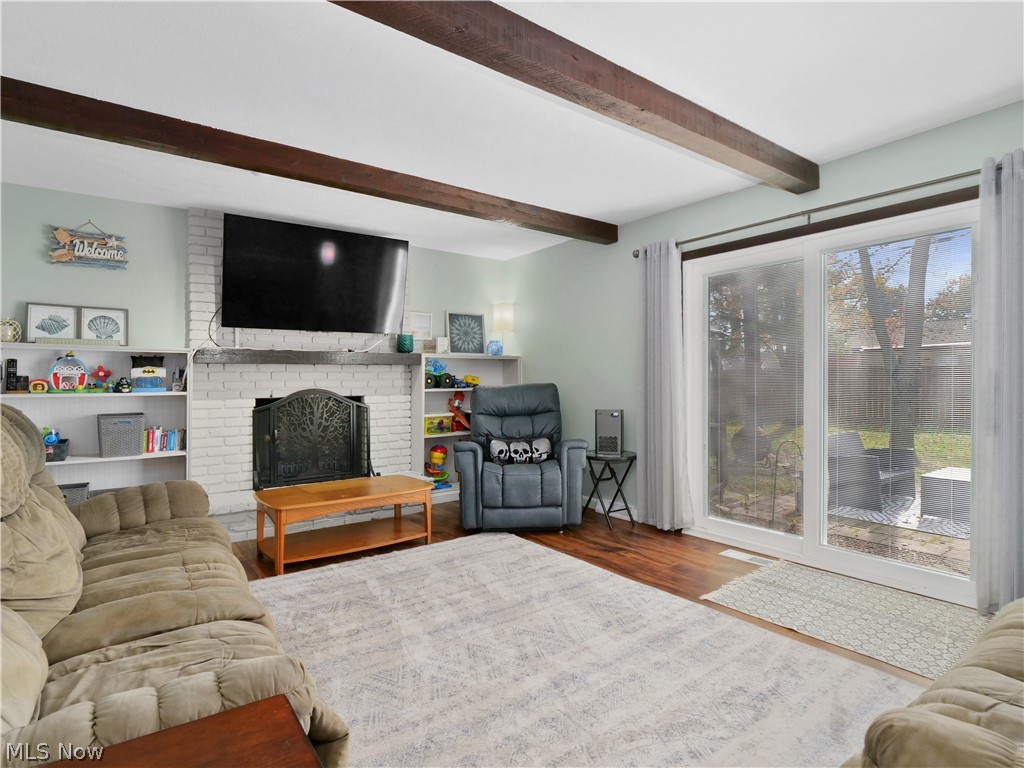 30901 North Court North Olmsted OH 44070
