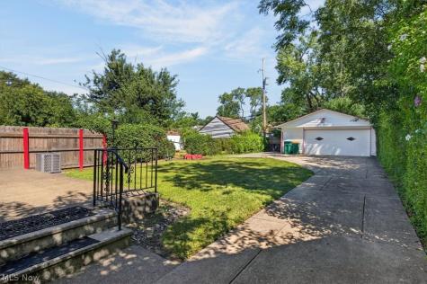 19623 Libby Road Maple Heights OH 44137