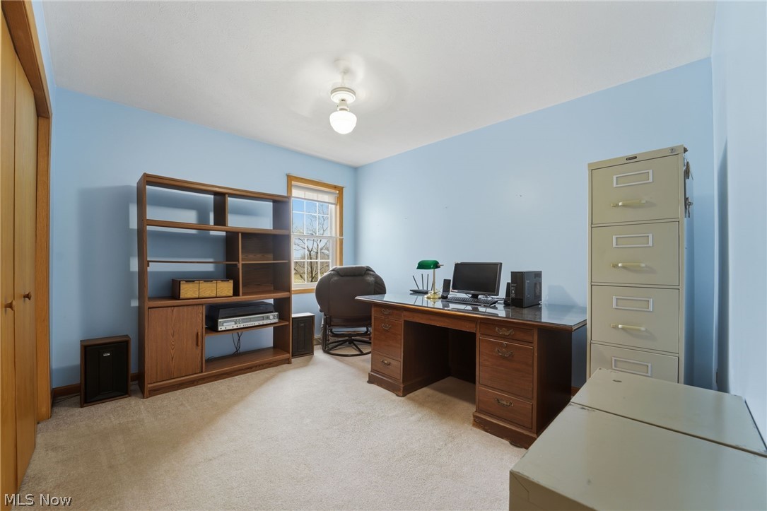 28 Lake Park Road Conneaut OH 44030