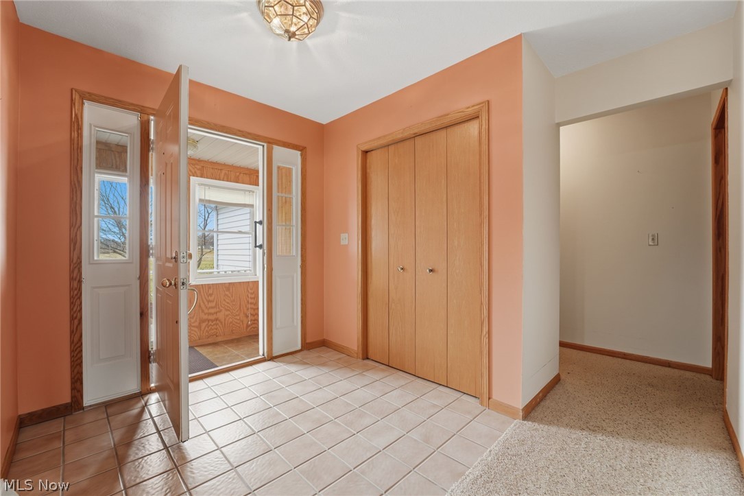 28 Lake Park Road Conneaut OH 44030
