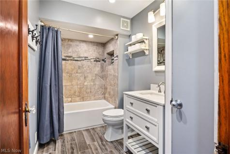 3350 Easton Road Norton OH 44203