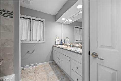 12817 Patricia Drive North Royalton OH 44133