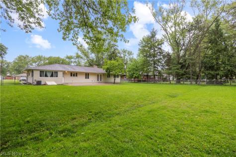 12817 Patricia Drive North Royalton OH 44133