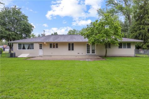 12817 Patricia Drive North Royalton OH 44133