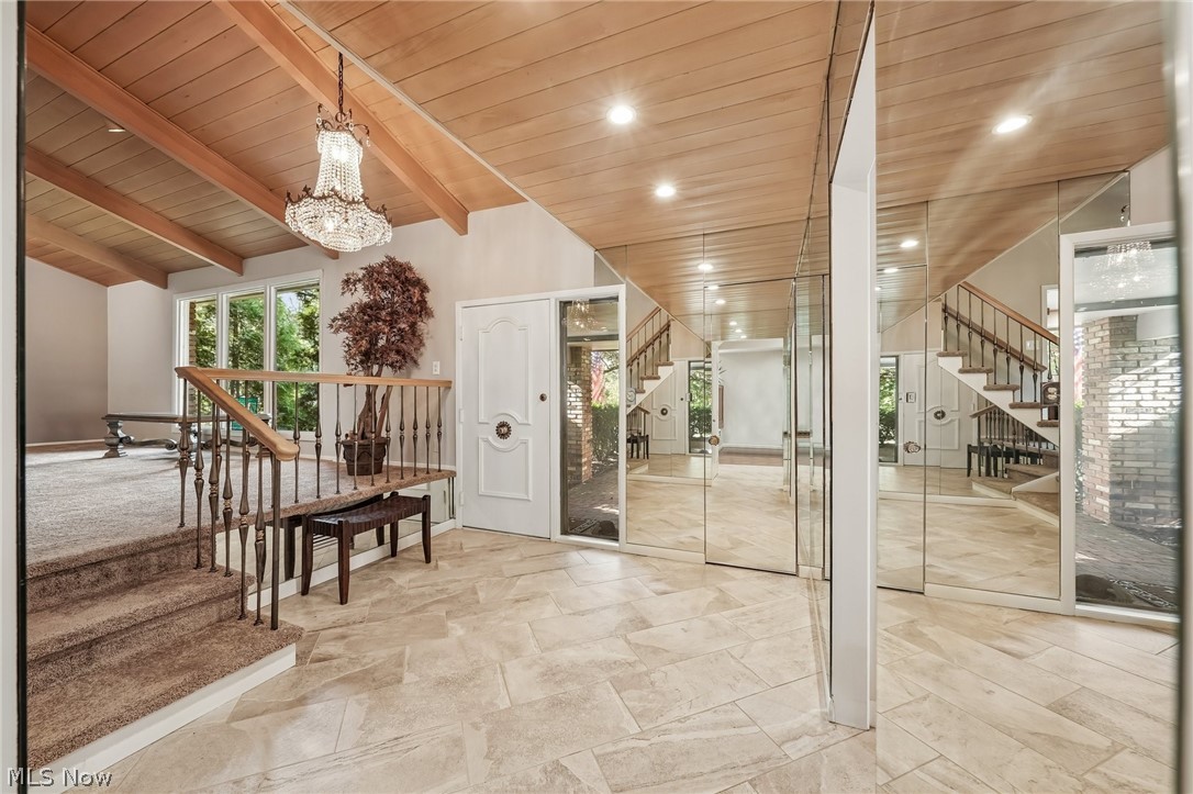 5362 Harleston Drive Lyndhurst OH 44124