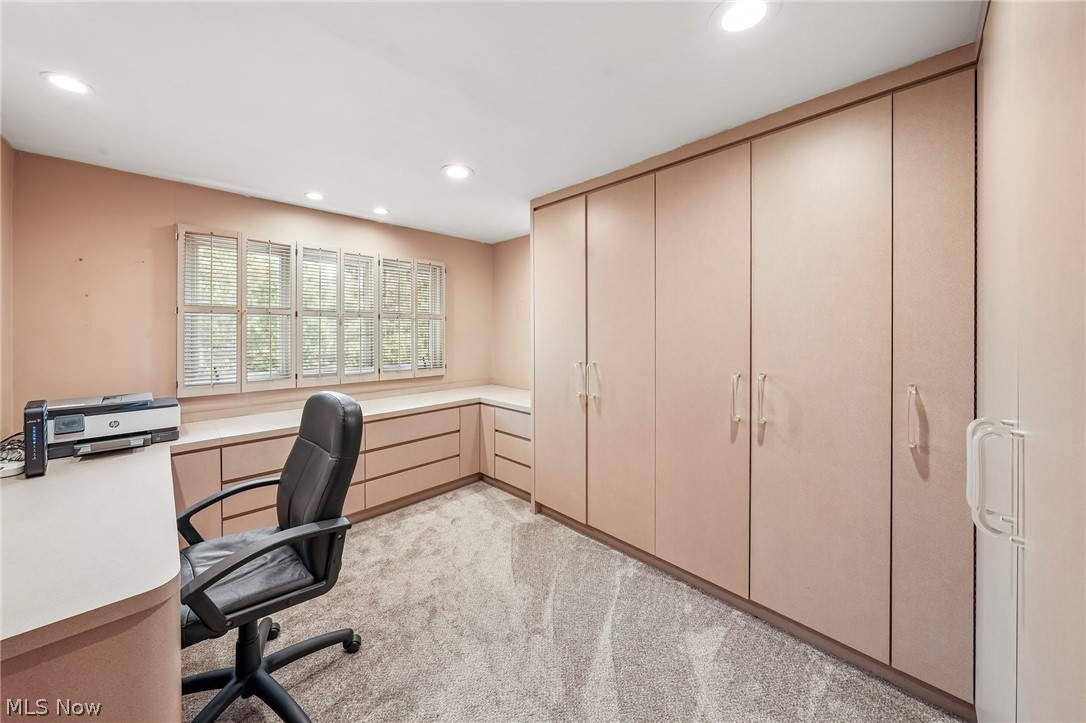 5362 Harleston Drive Lyndhurst OH 44124