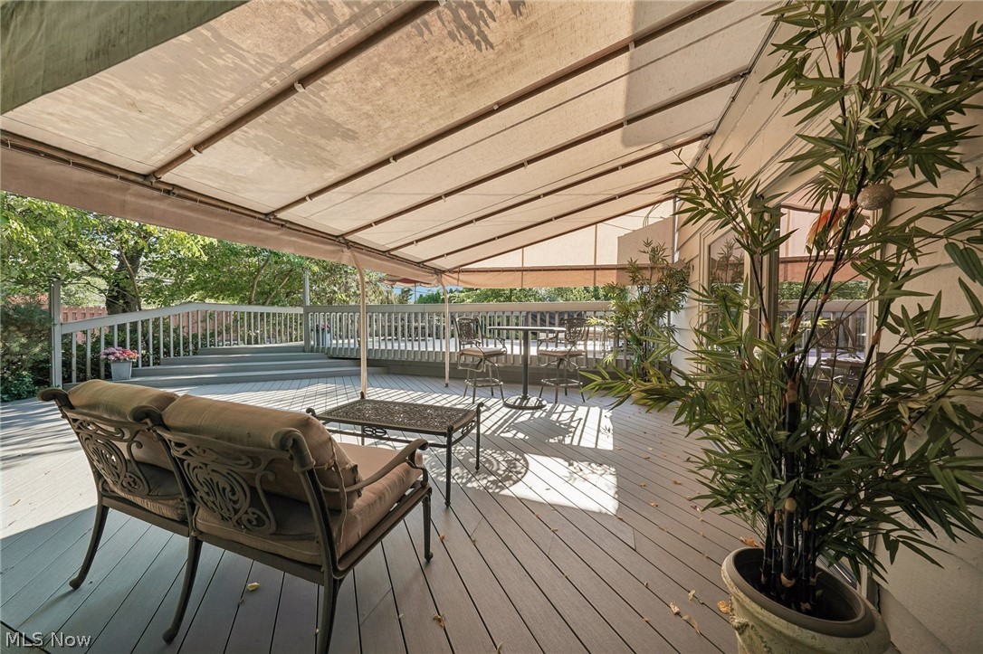 5362 Harleston Drive Lyndhurst OH 44124