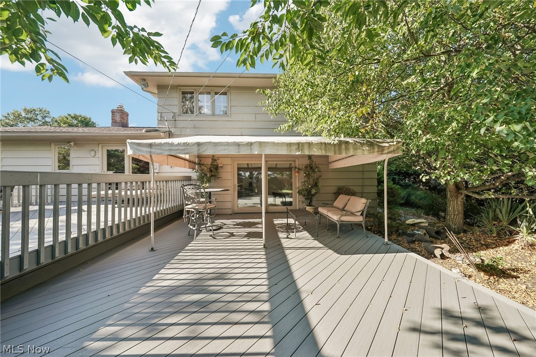 5362 Harleston Drive Lyndhurst OH 44124