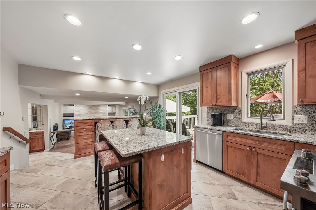 5362 Harleston Drive Lyndhurst OH 44124
