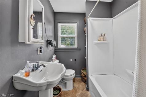 1612 Old Columbus Road Wooster OH 44691