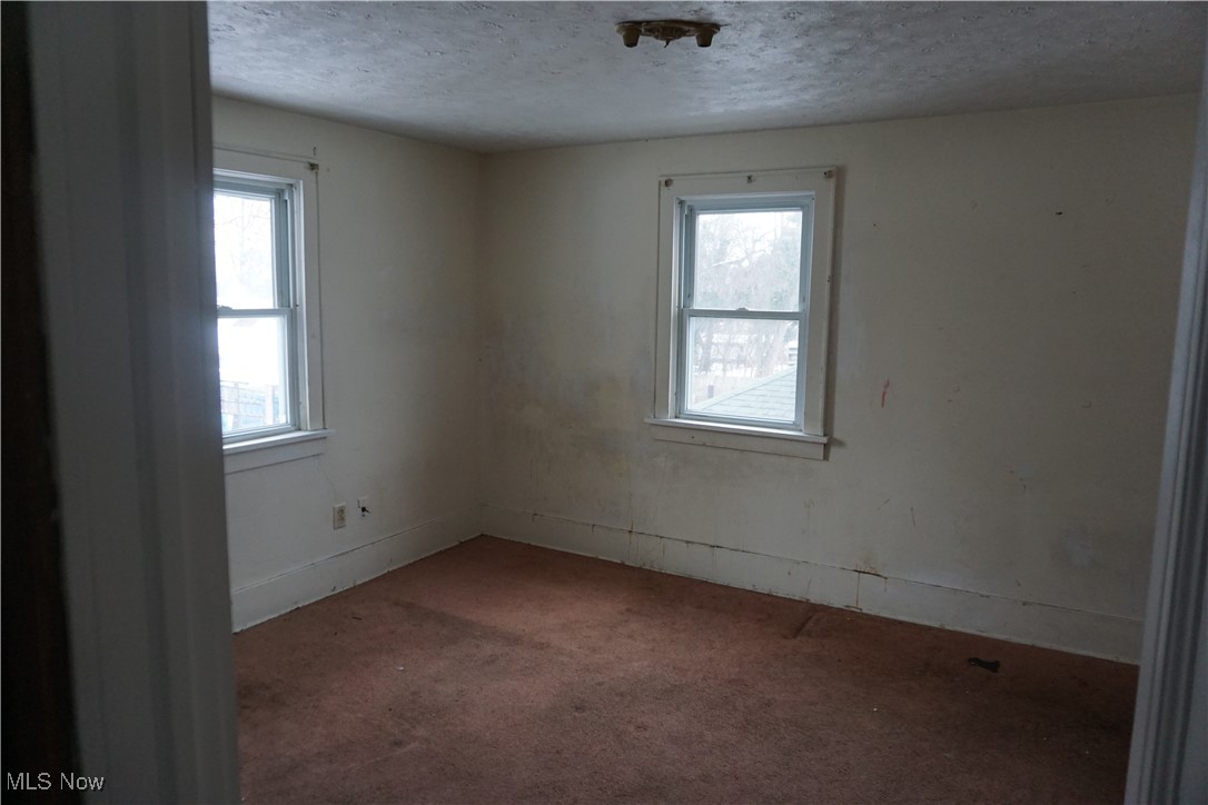 1088 Packard Drive Akron OH 44320