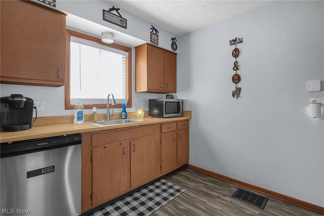180 W Columbus Street Pickerington OH 43147