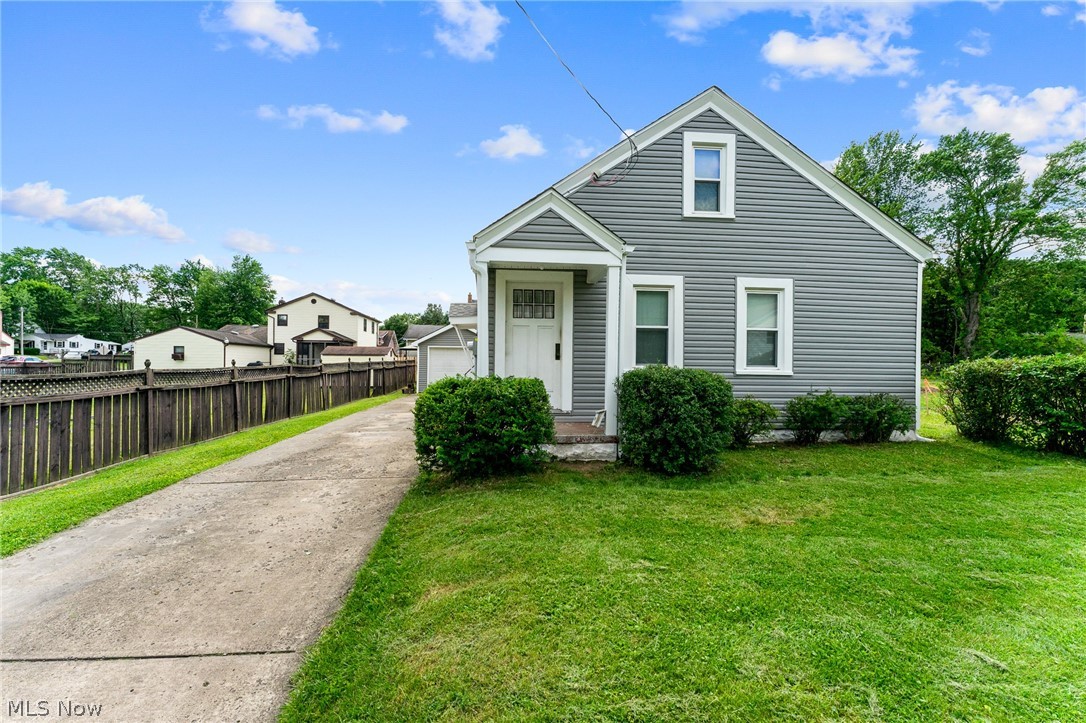 3332 Sheridan Road Youngstown OH 44502